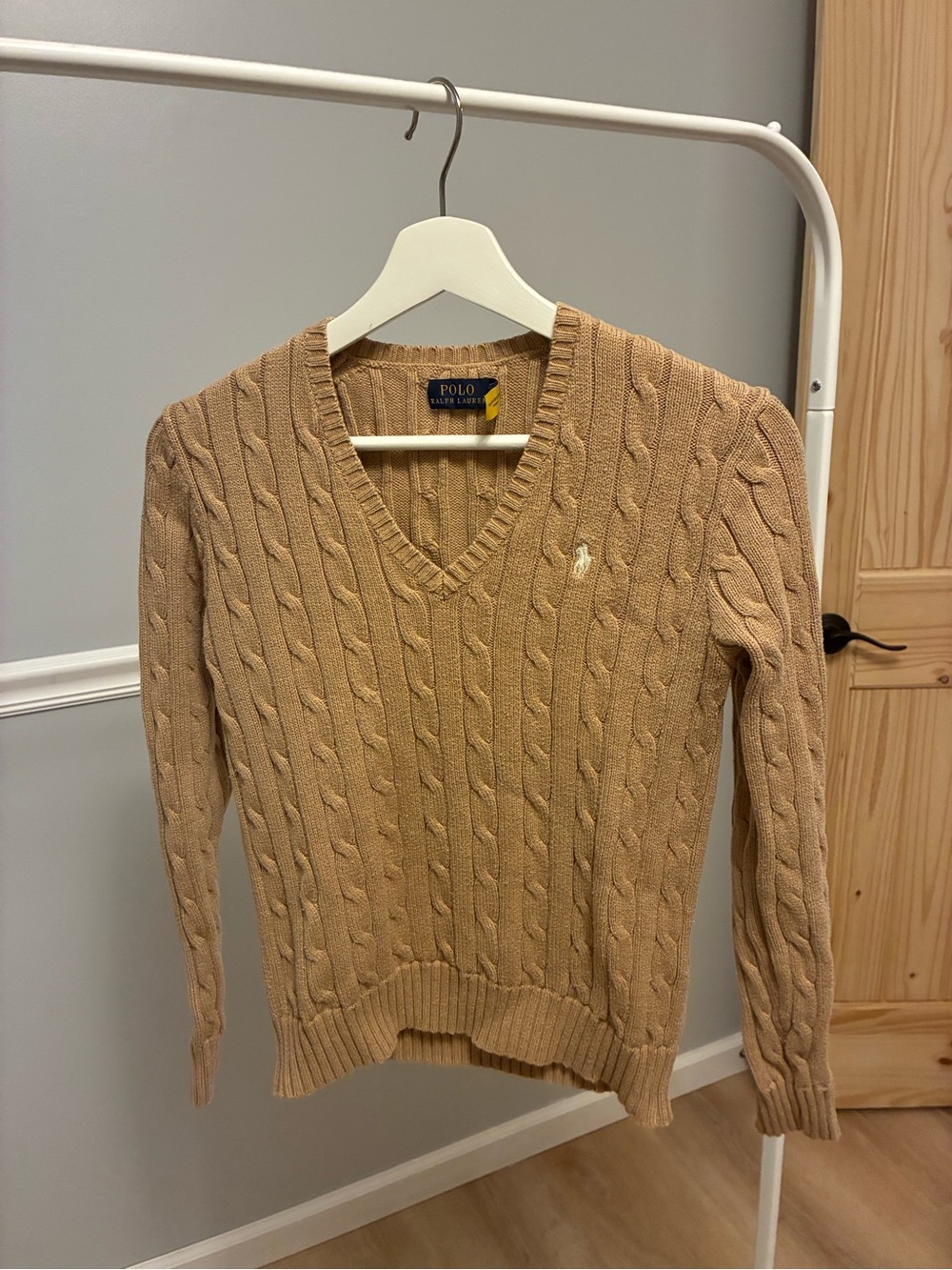 Polo Ralph Lauren  Cable-Knit Cotton V-Neck Sweater